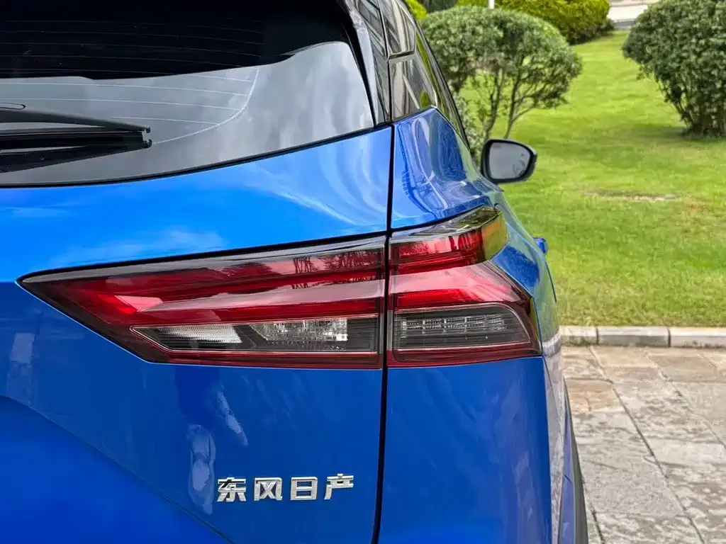 Nissan Qashqai — фото 2