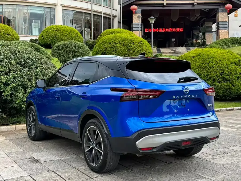 Nissan Qashqai — фото 10