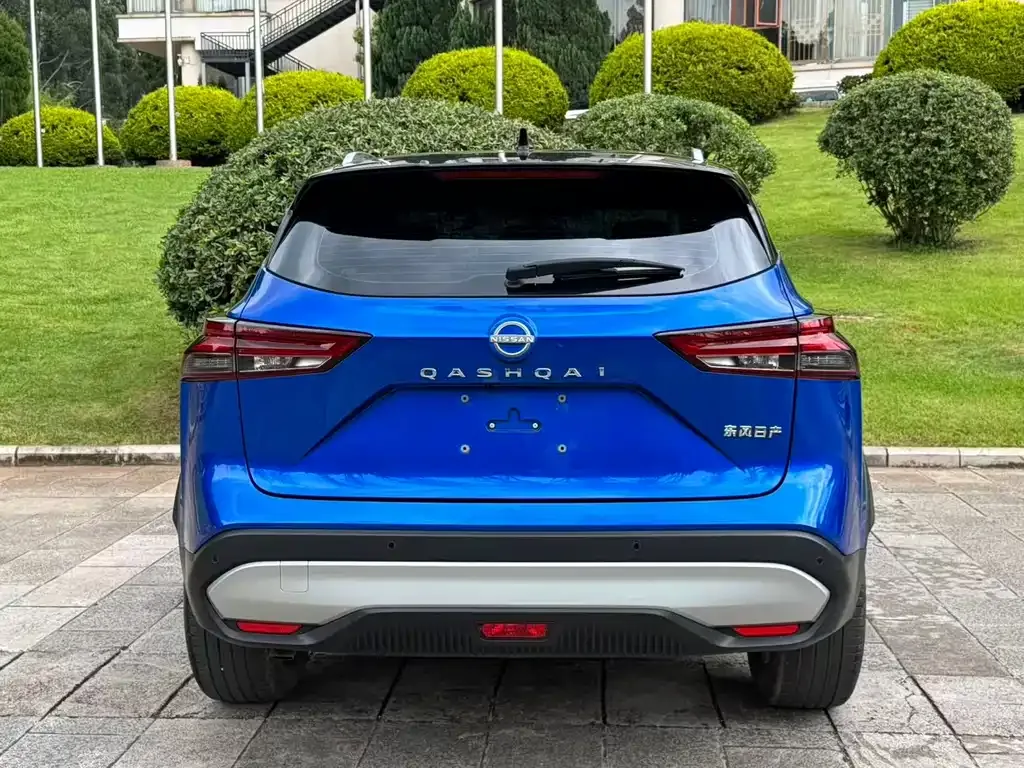 Nissan Qashqai — фото 5