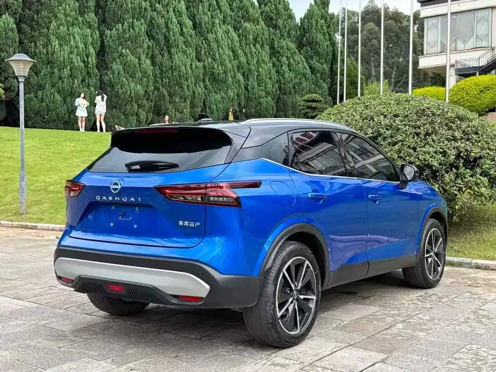 Nissan Qashqai — фото 6