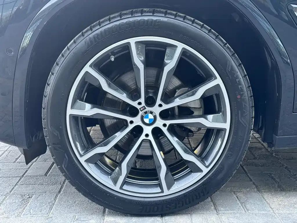 BMW X4 — фото 3