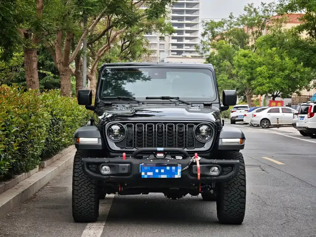 Jeep Wrangler — фото 9