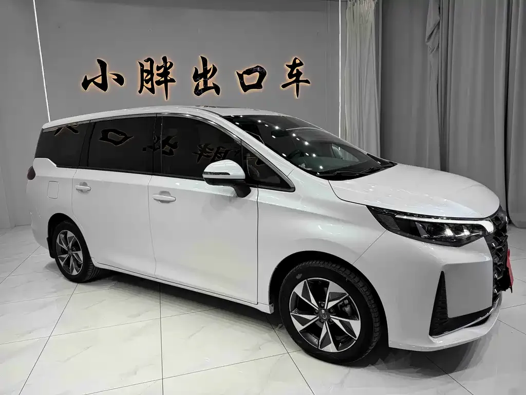 GAC Motor Trumpchi M6 — фото 6