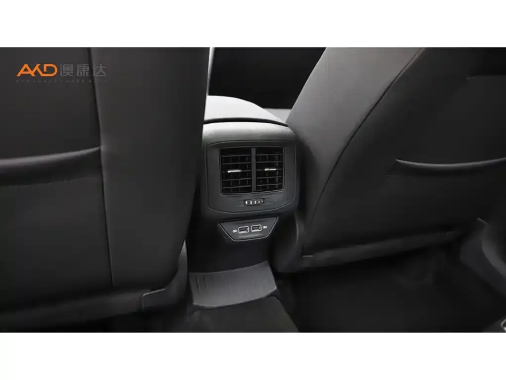 Volkswagen T-Roc 2023 из CN, фото 8