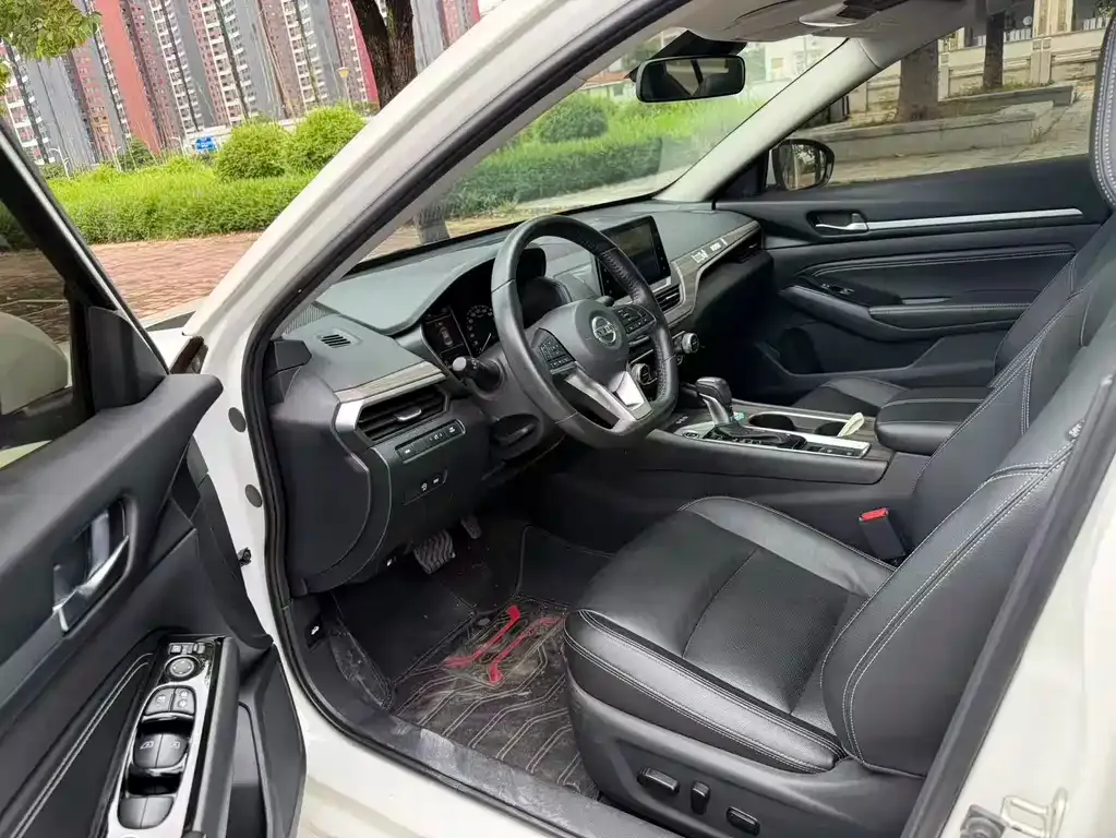 Nissan Teana — фото 2
