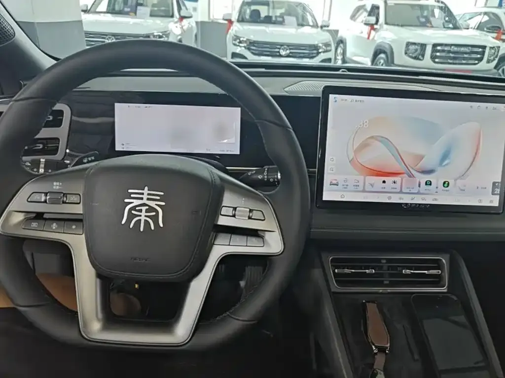 BYD Qin L — фото 6
