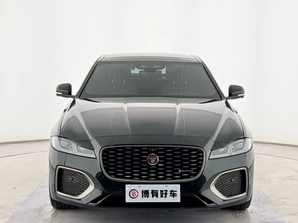 Jaguar XFL — фото 3