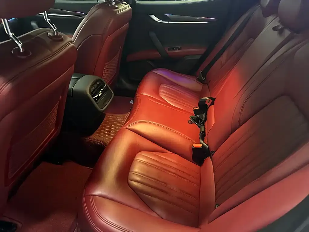 Maserati Ghibli — фото 6