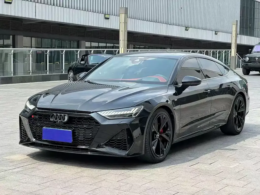 Audi A7 — фото 1