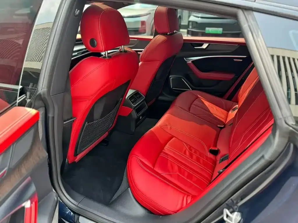 Audi A7 — фото 5