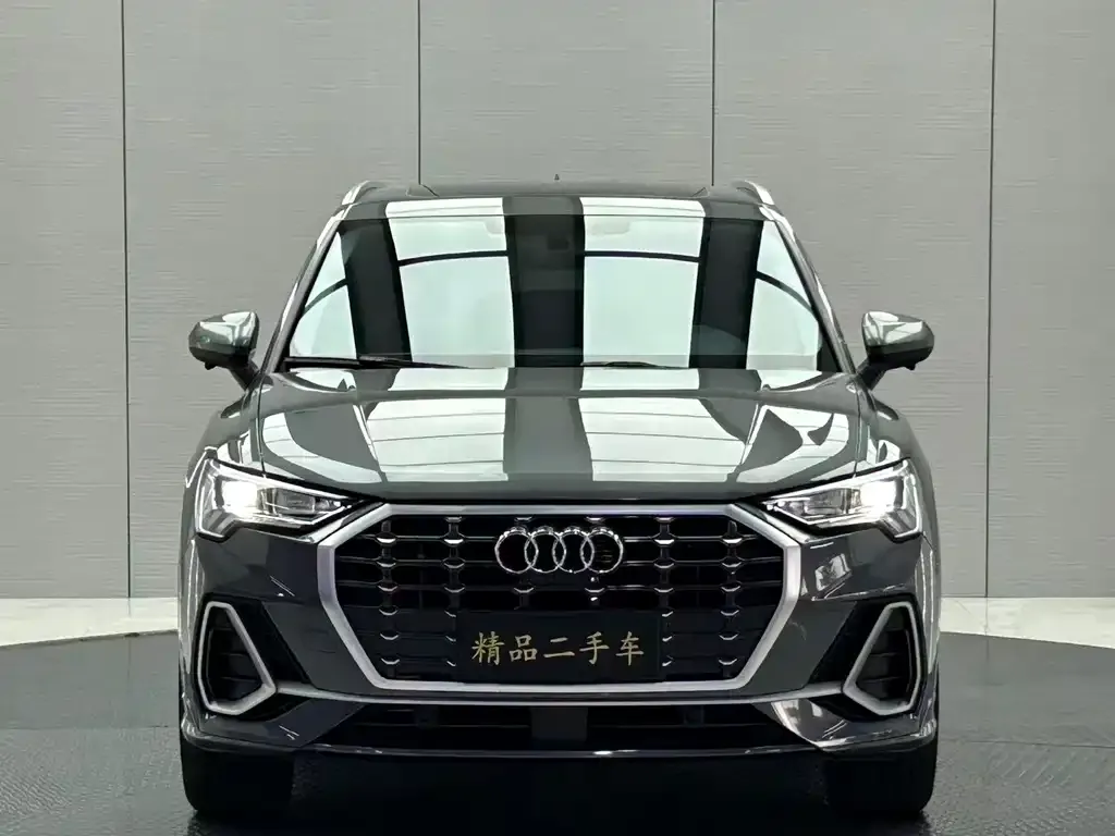 Audi Q3 — фото 6