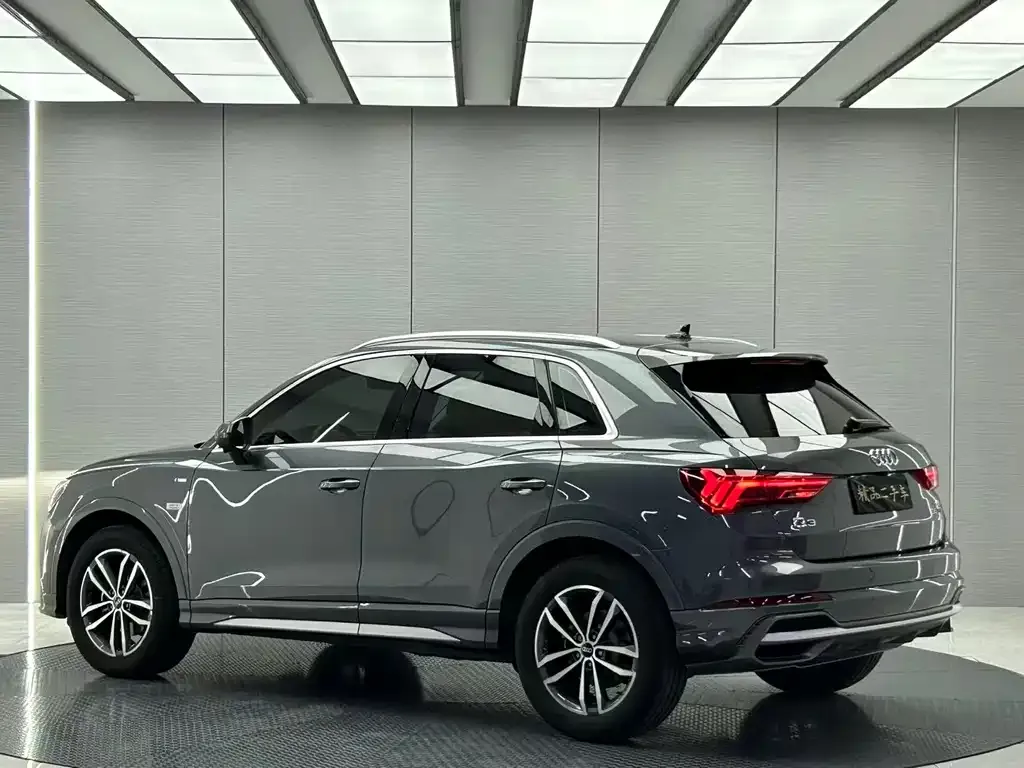Audi Q3 — фото 2
