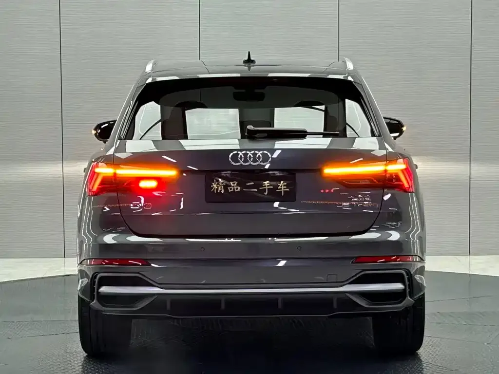 Audi Q3 — фото 4