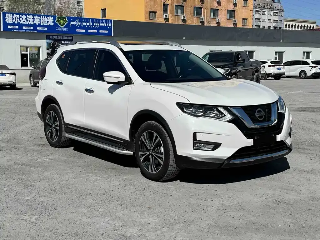 Nissan X-Trail — фото 7
