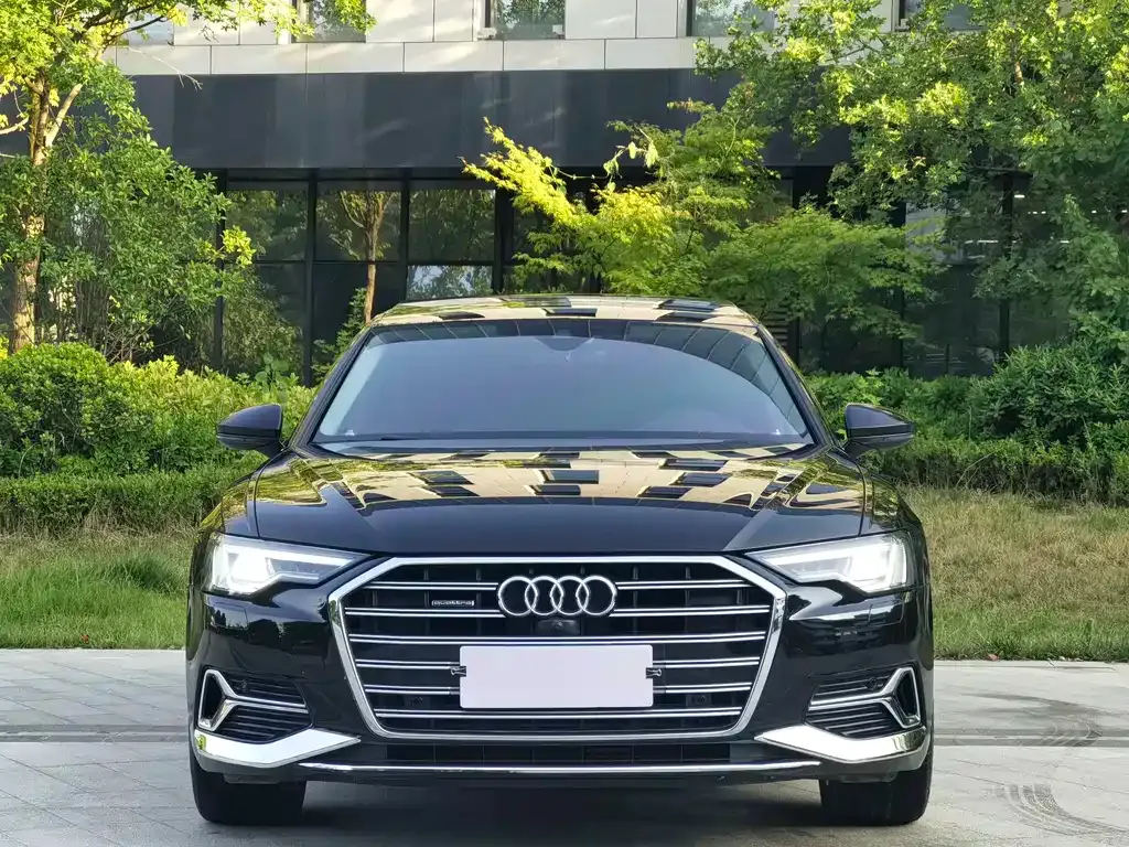 Audi A6L — фото 8