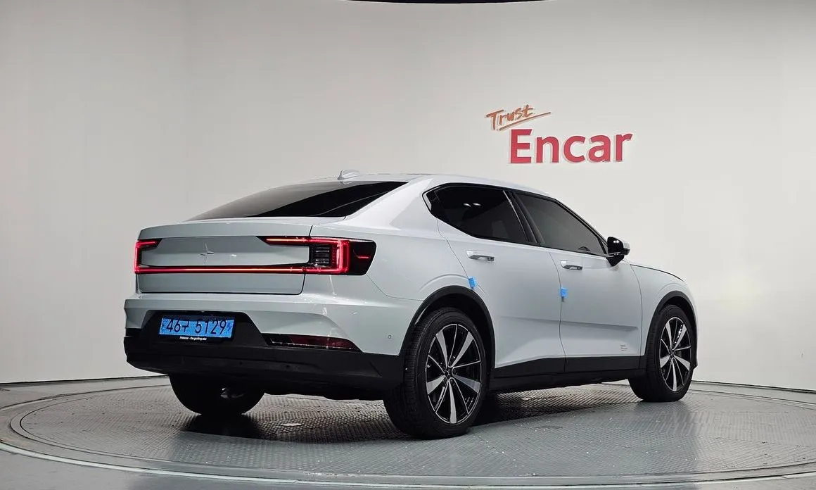 Polestar Polestar 2 — фото 4