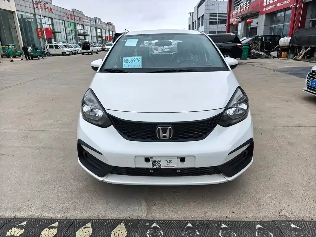 Honda Fit — фото 6