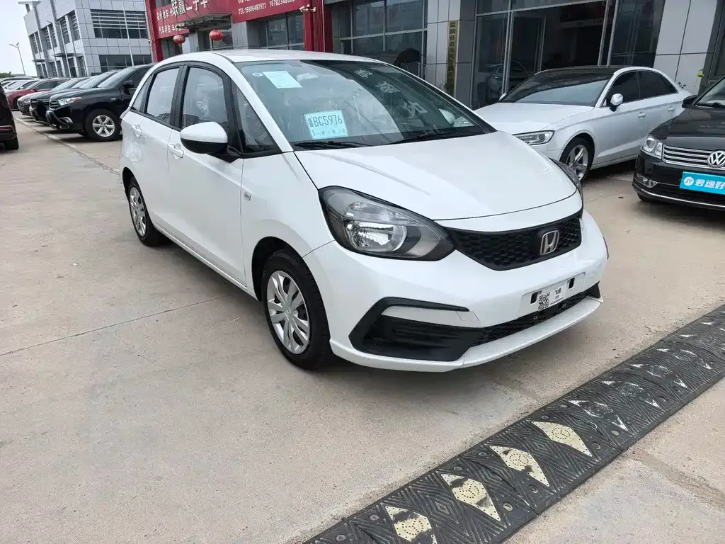 Honda Fit — фото 3