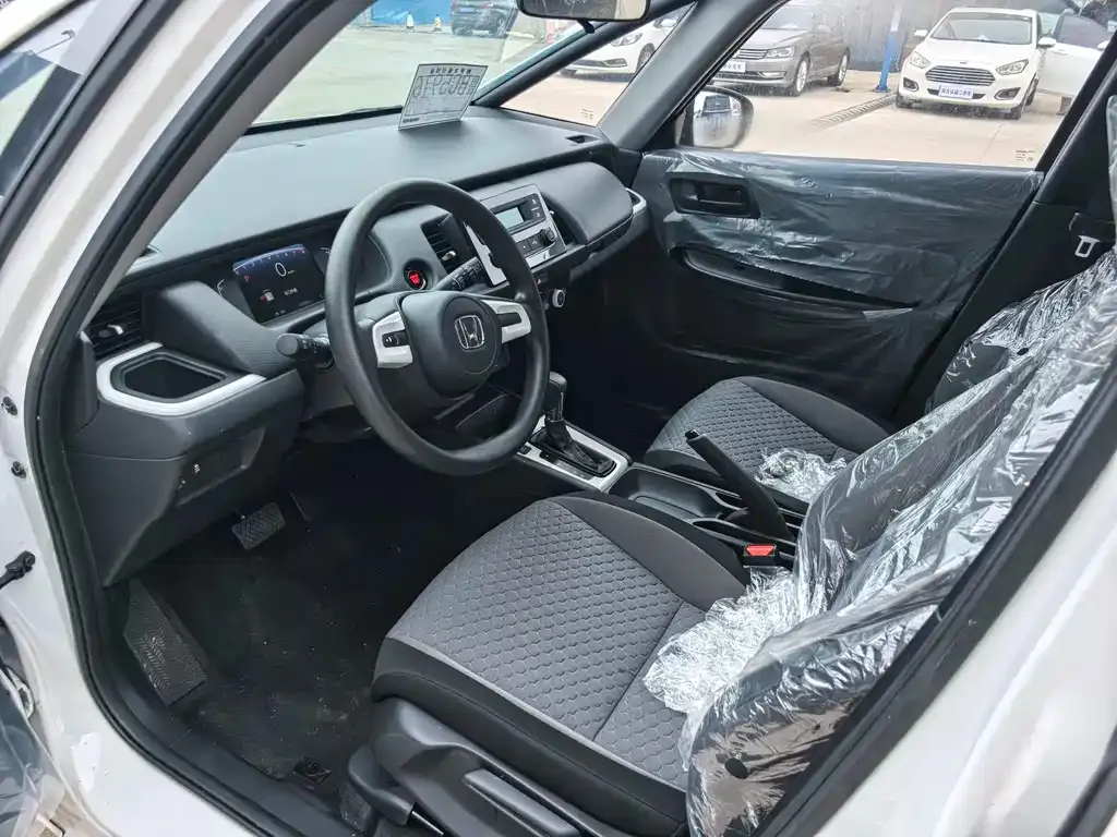 Honda Fit — фото 4