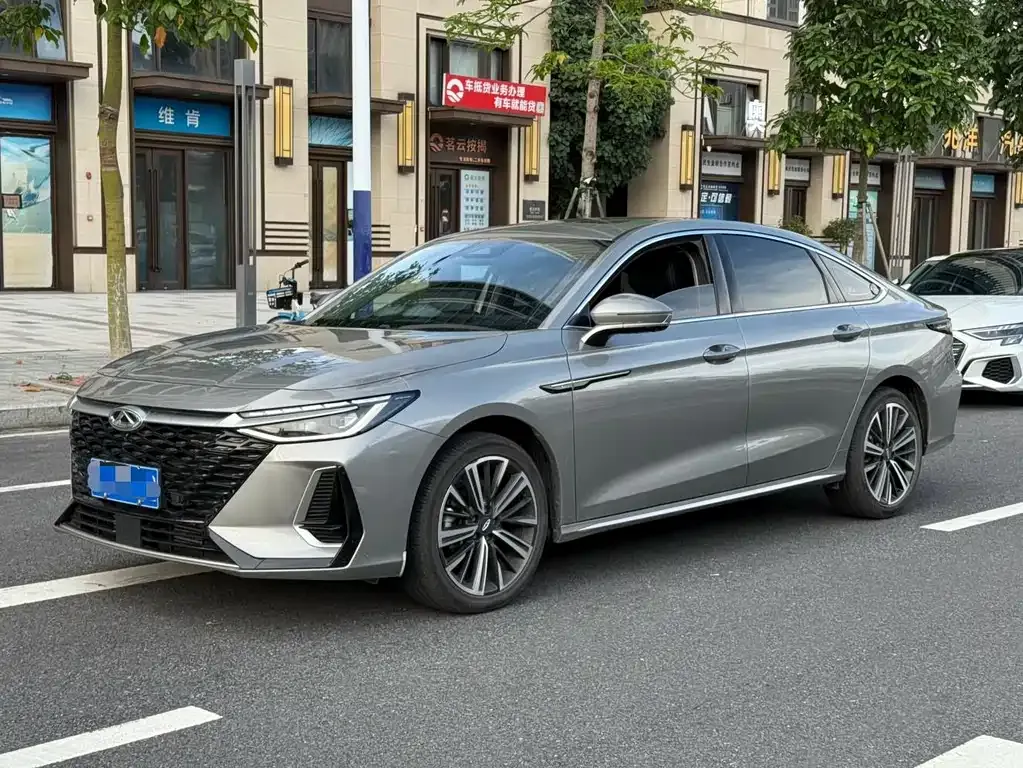 Chery Arrizo 8