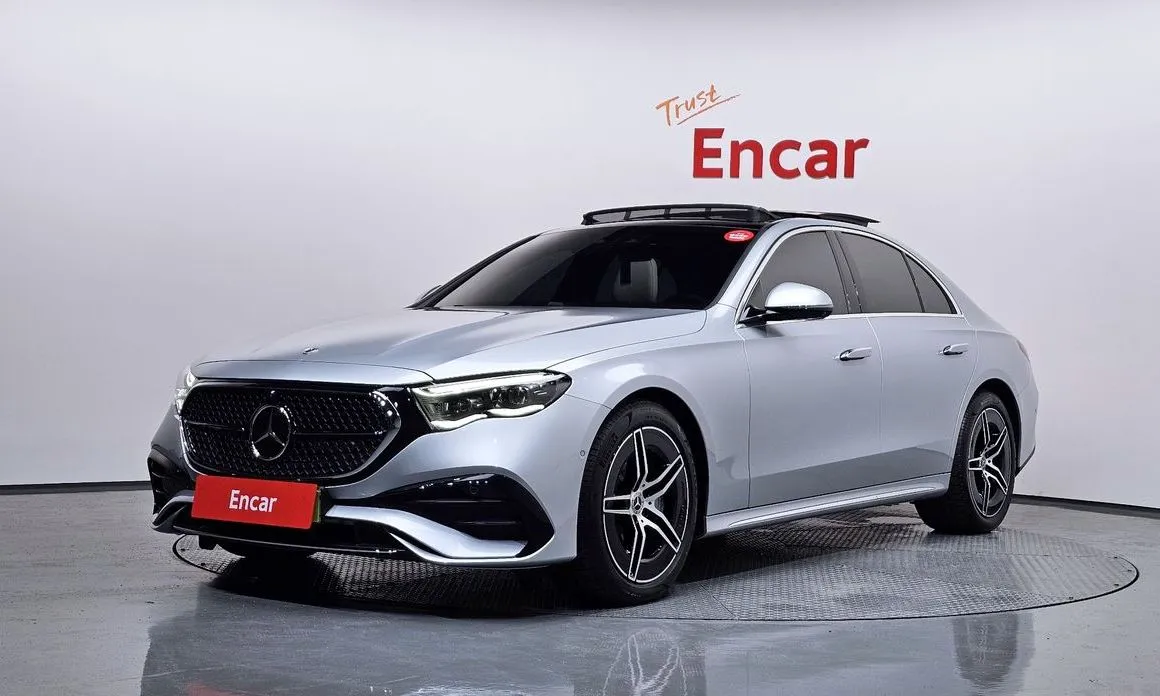 Mercedes-Benz E-Class — фото 1