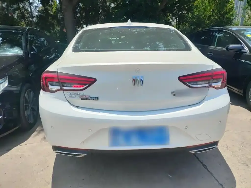 Buick Regal — фото 4