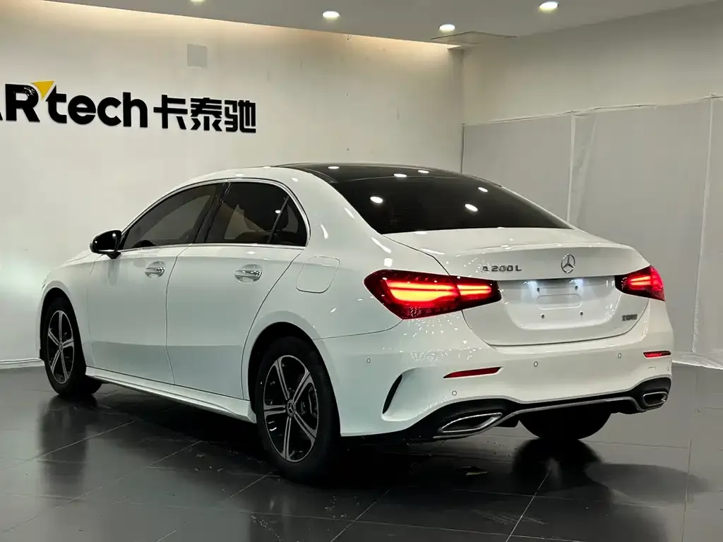 Mercedes-Benz A-Class — фото 6