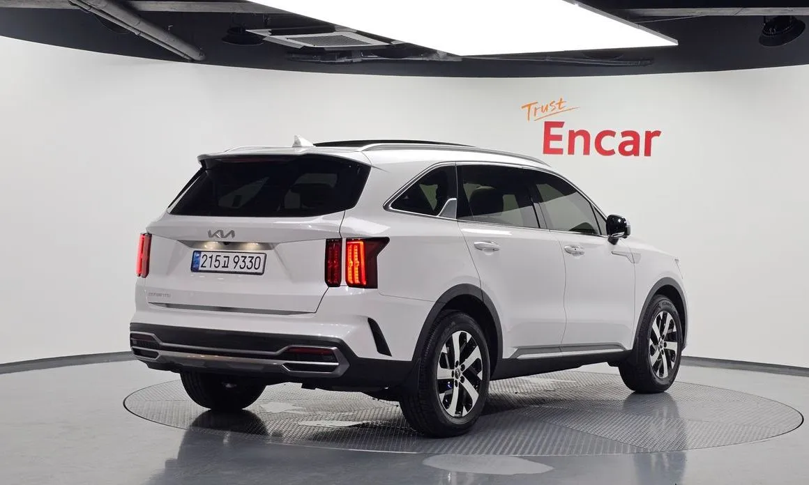 Kia Sorento 2023 из KR, фото 3