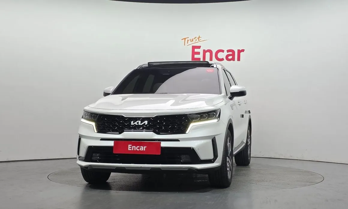 Kia Sorento — фото 6