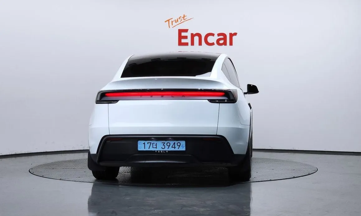 Tesla Model Y 2026 из KR, фото 2