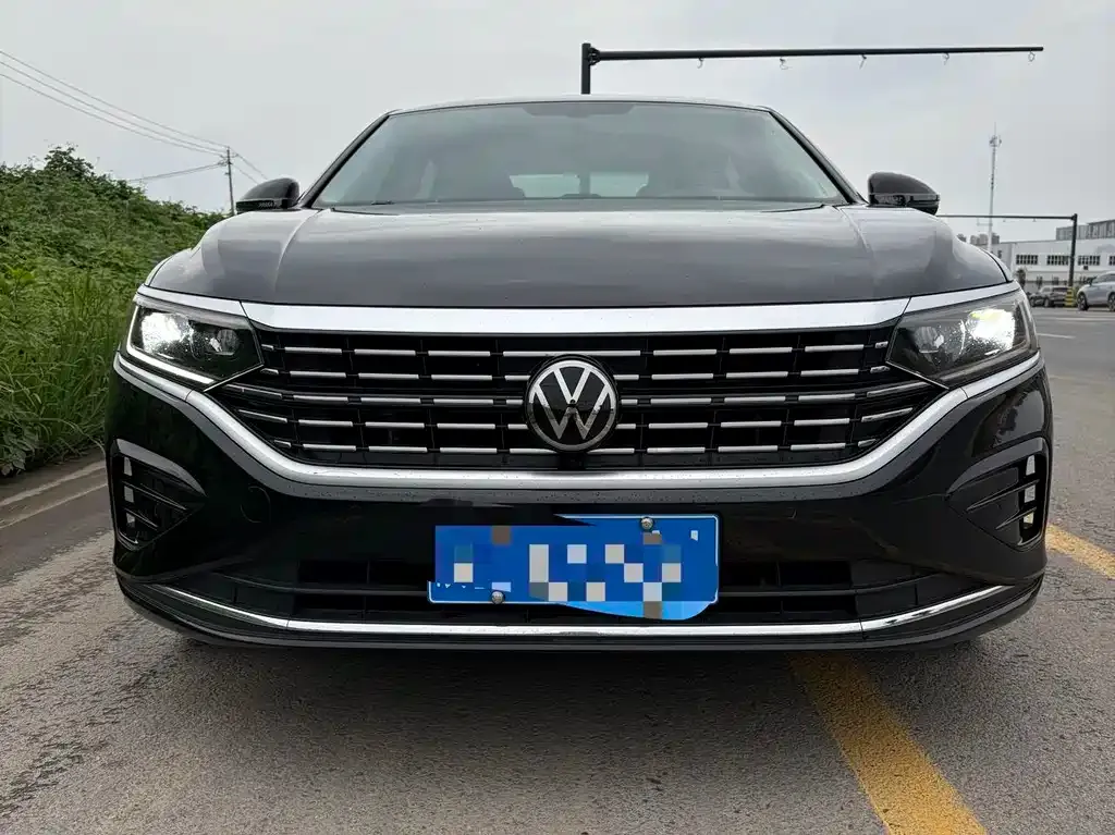 Volkswagen Passat — фото 7