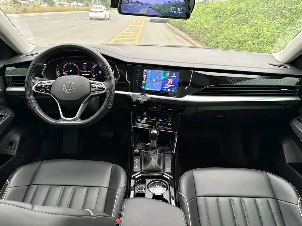Volkswagen Passat — фото 8