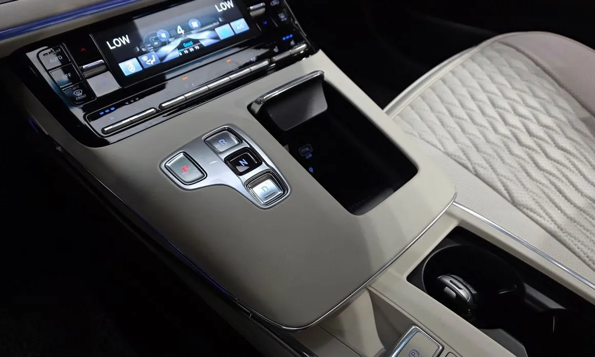 Hyundai Grandeur — фото 10