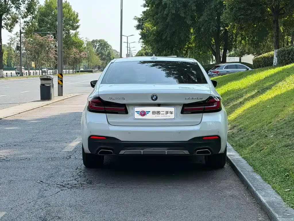 BMW 5 Series New Energy — фото 6