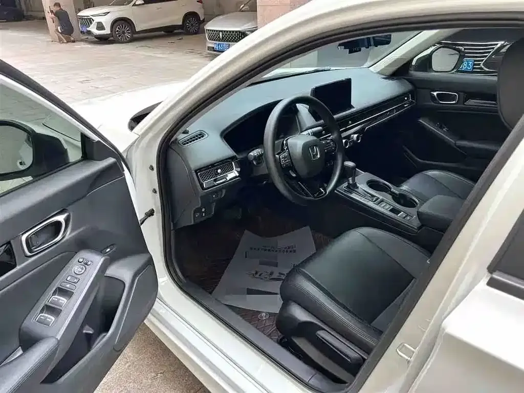 Honda Civic — фото 8