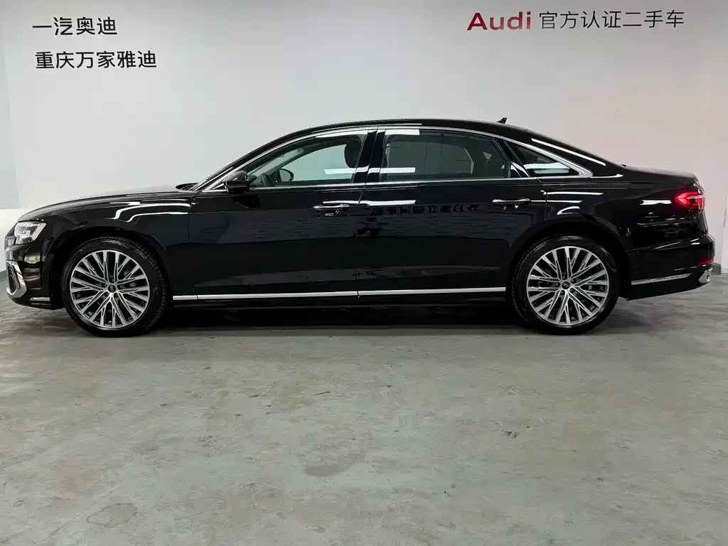 Audi A8 — фото 6