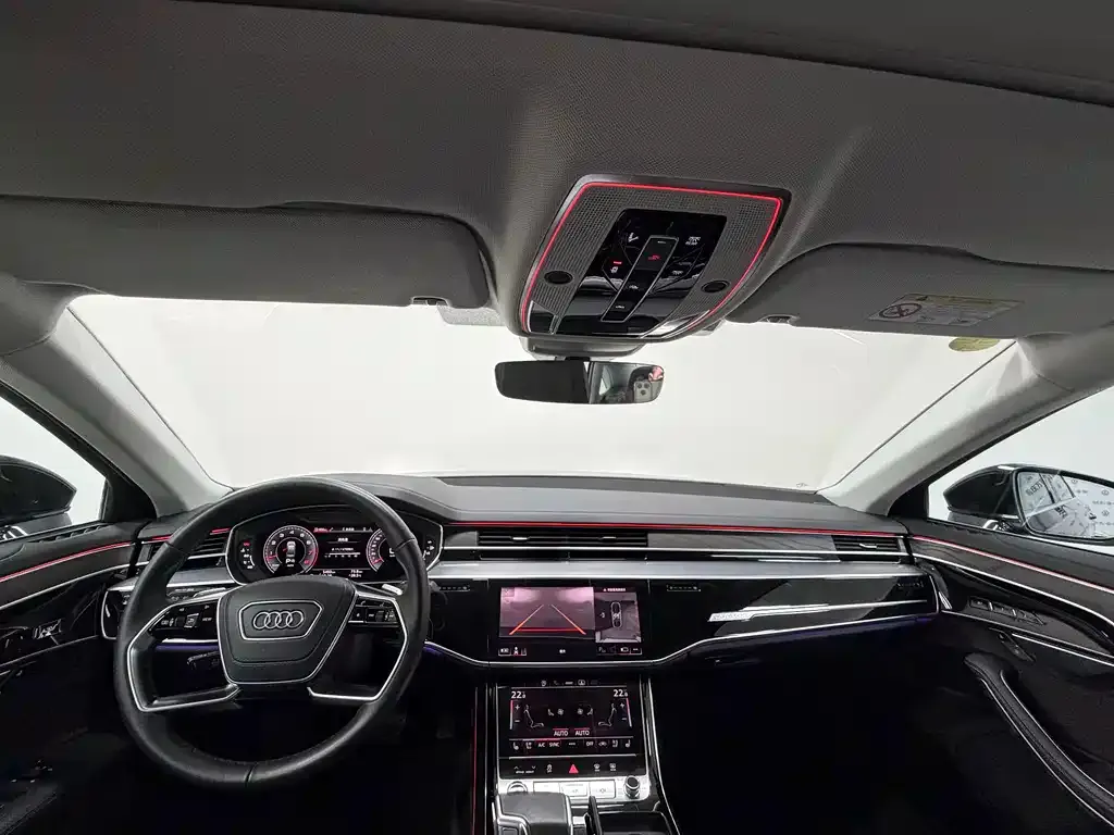 Audi A8 — фото 8