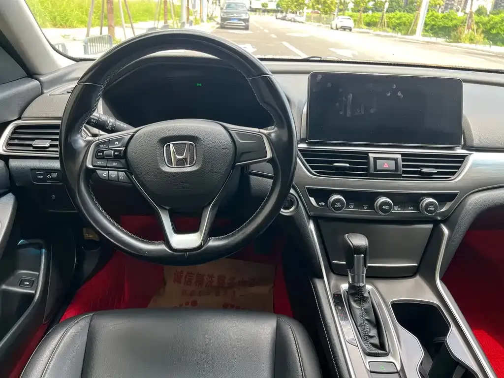 Honda Accord — фото 5