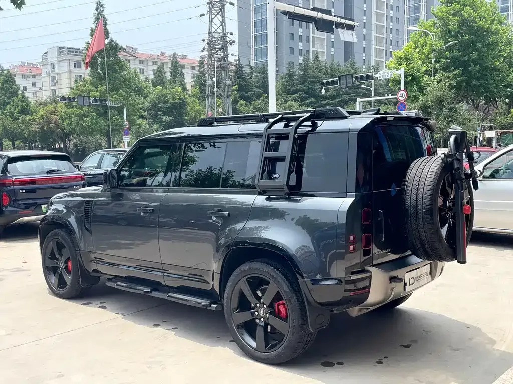 Land Rover Defender — фото 2