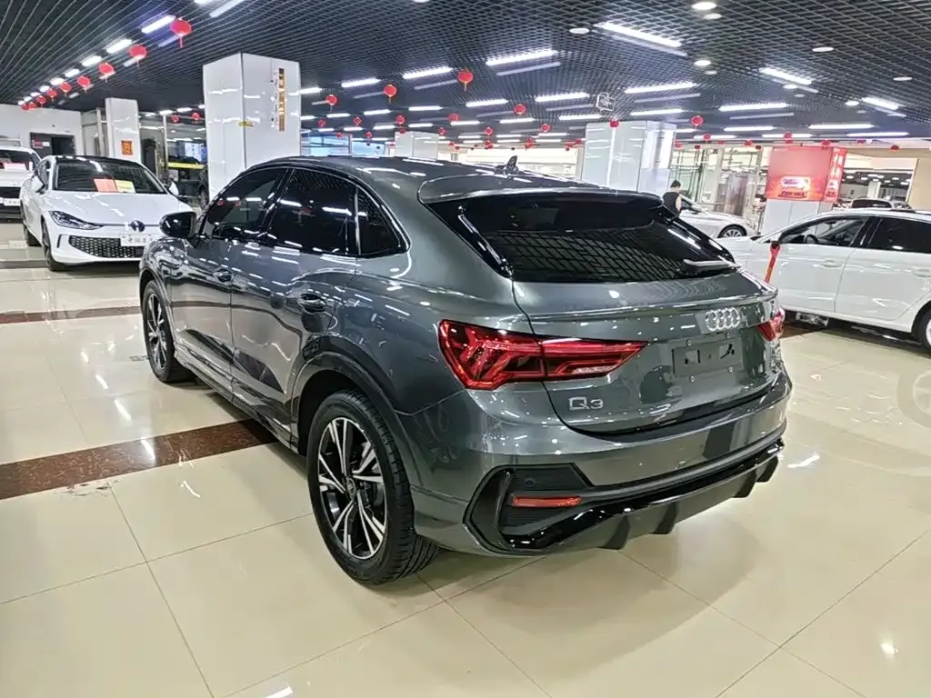 Audi Q3 Sportback — фото 7