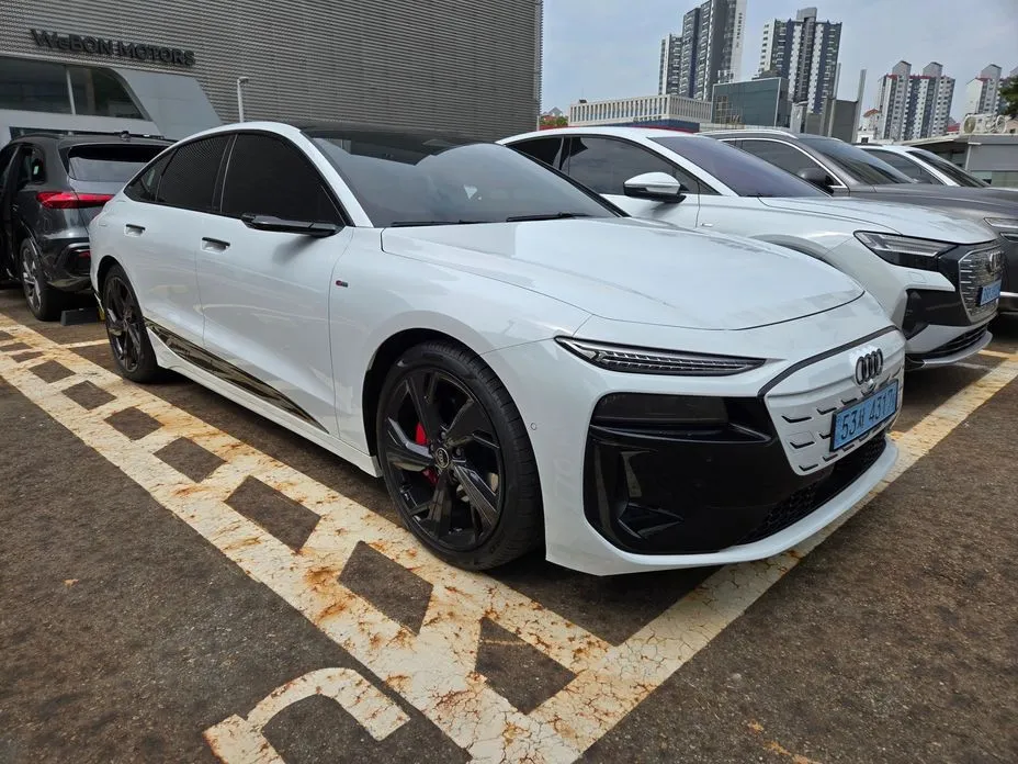 Audi A6 e-Tron 2025 из KR, фото 2