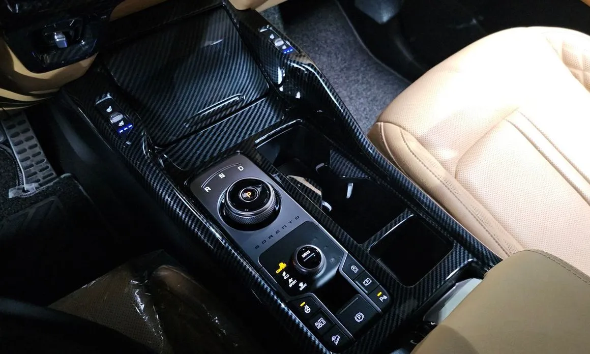 Kia Sorento — фото 9
