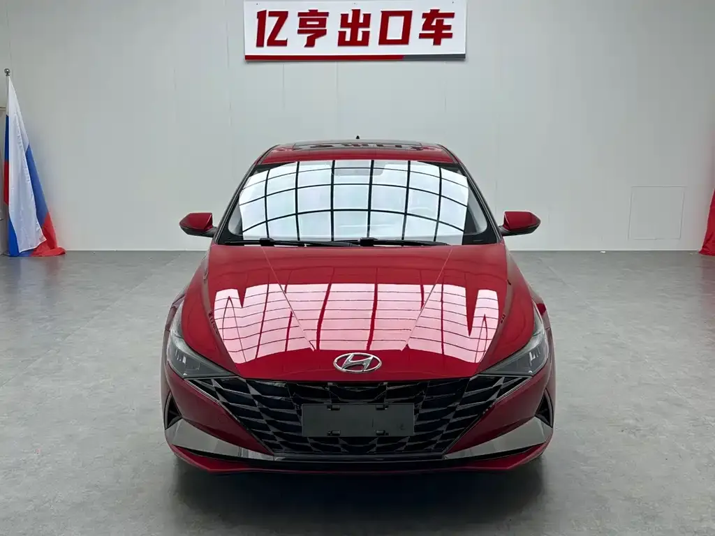 Hyundai Elantra — фото 2