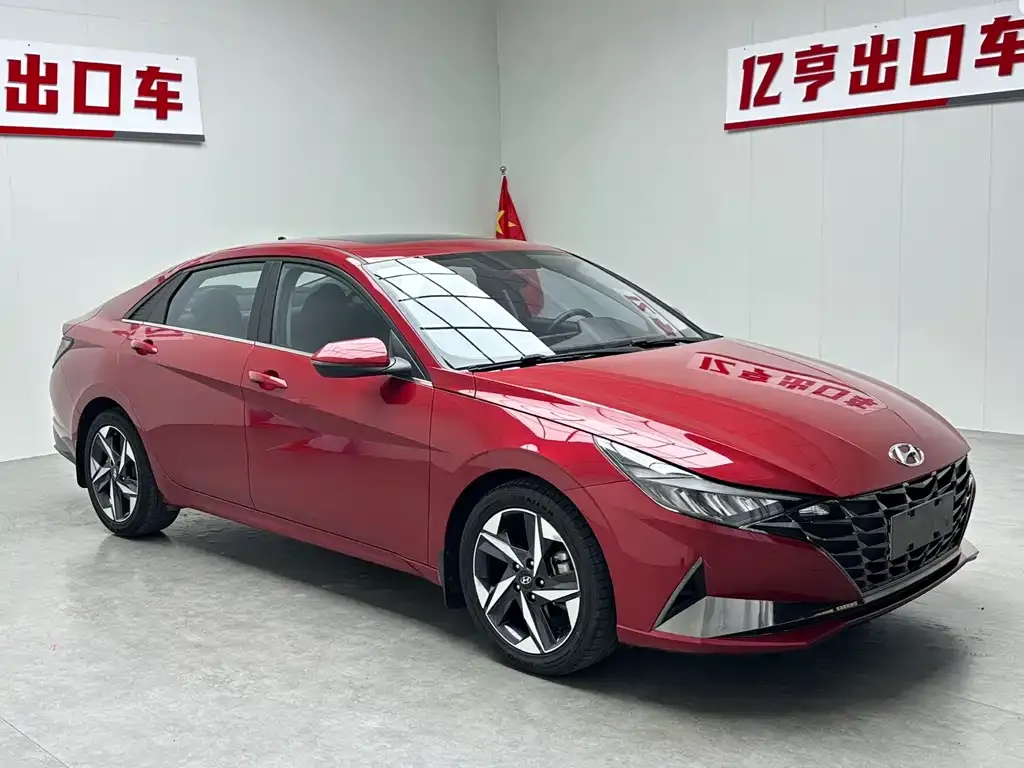 Hyundai Elantra — фото 6