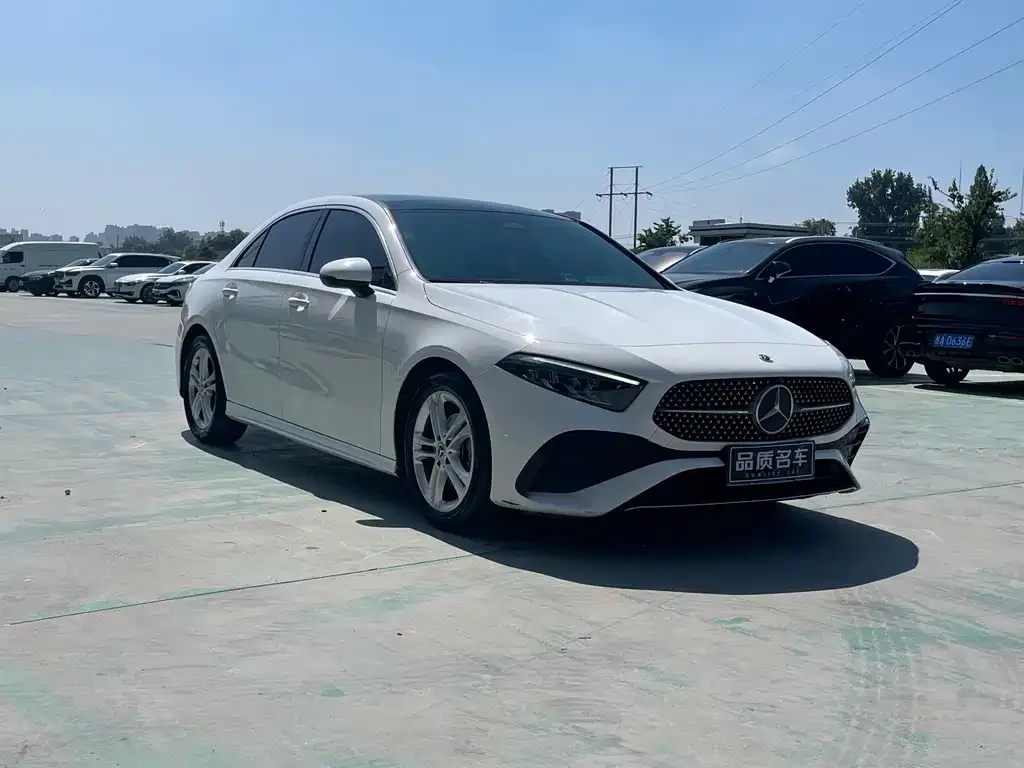 Mercedes-Benz A-Class 2024 из CN, фото 2