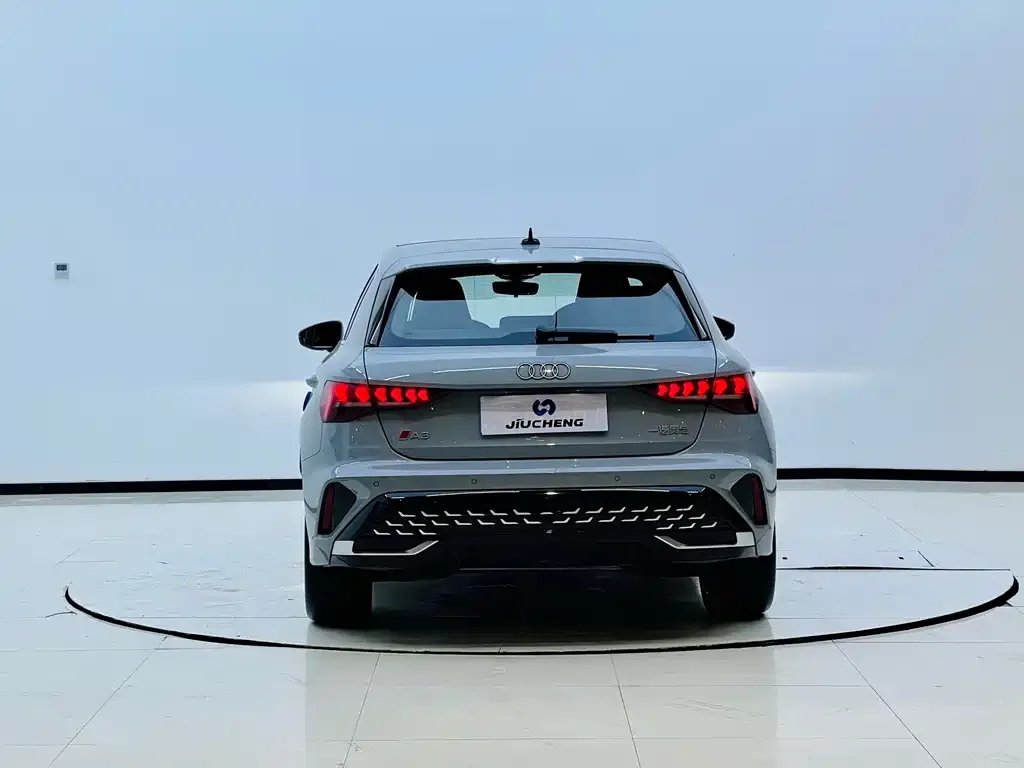 Audi A3 — фото 6