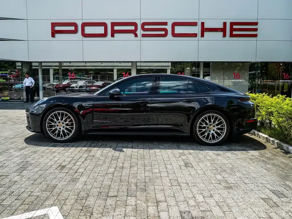 Porsche Panamera — фото 8