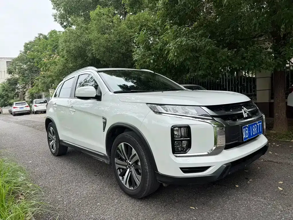 Mitsubishi ASX — фото 9
