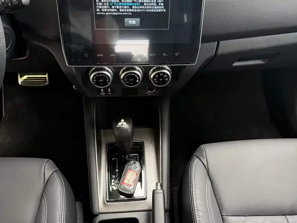 Mitsubishi ASX — фото 10