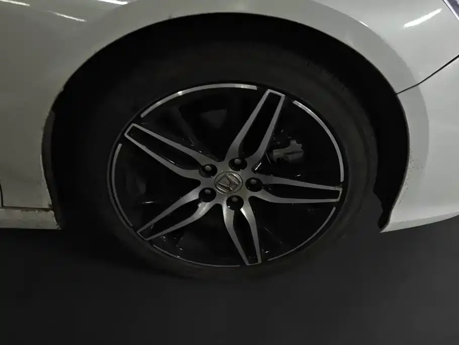 Honda Inspire — фото 10